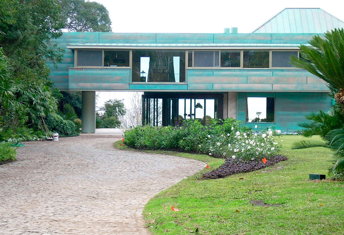 Casa de Cobre, Martinez